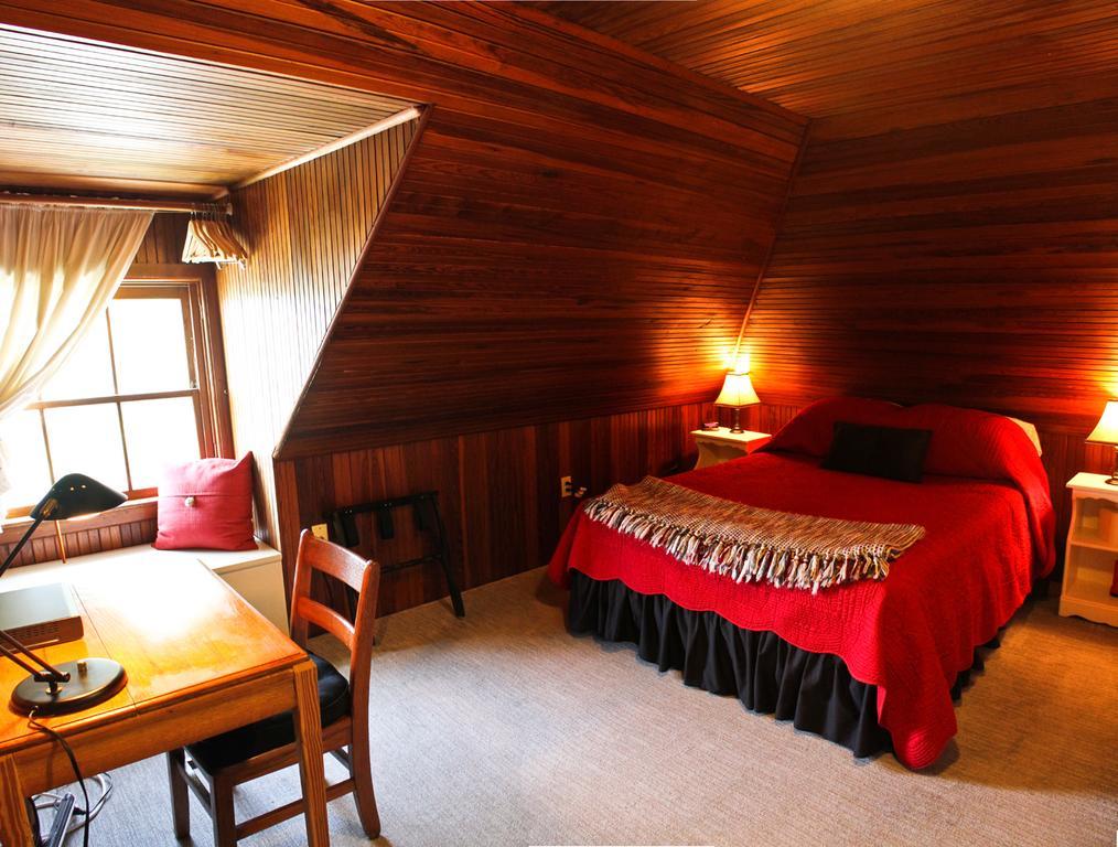 Night Swan Intracoastal Bed & Breakfast 新士麦那海滩 外观 照片
