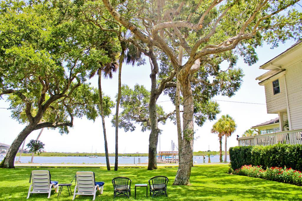 Night Swan Intracoastal Bed & Breakfast 新士麦那海滩 外观 照片
