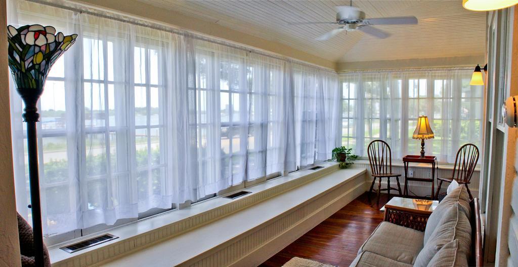 Night Swan Intracoastal Bed & Breakfast 新士麦那海滩 外观 照片