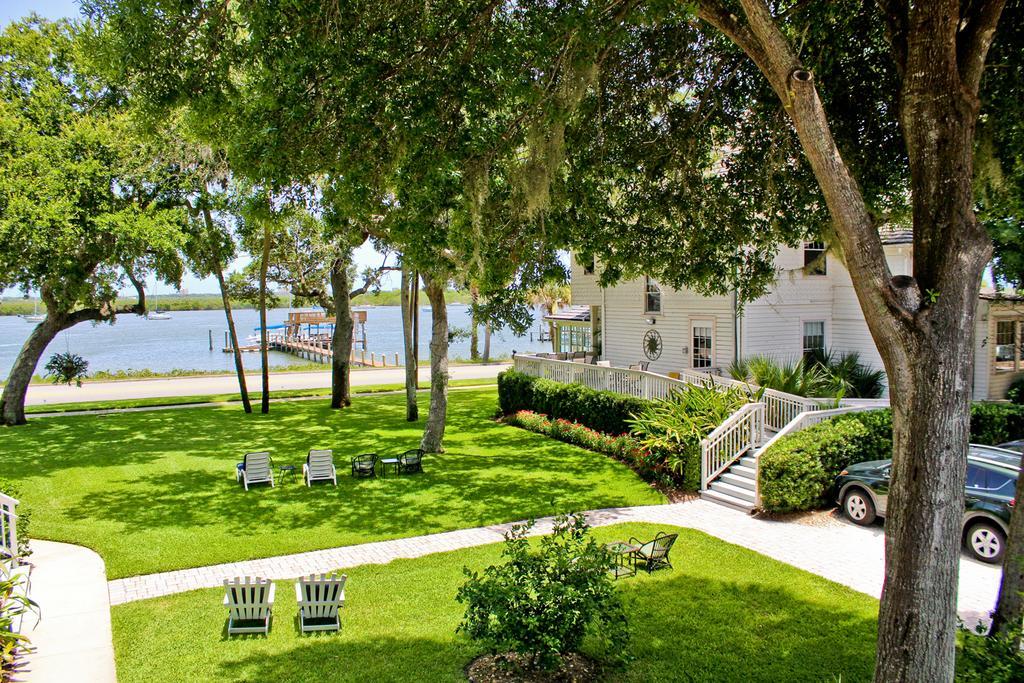 Night Swan Intracoastal Bed & Breakfast 新士麦那海滩 外观 照片